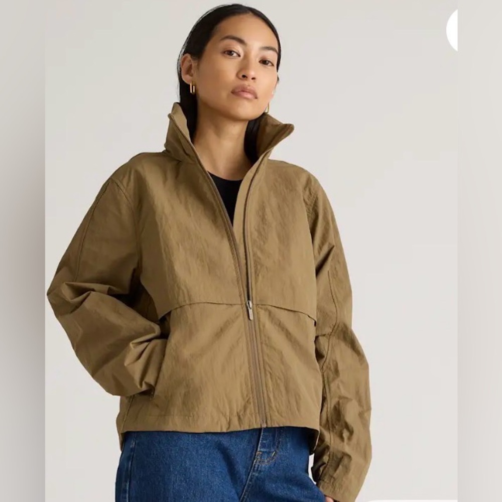 Quince water repellant windbreaker jacket praline xs